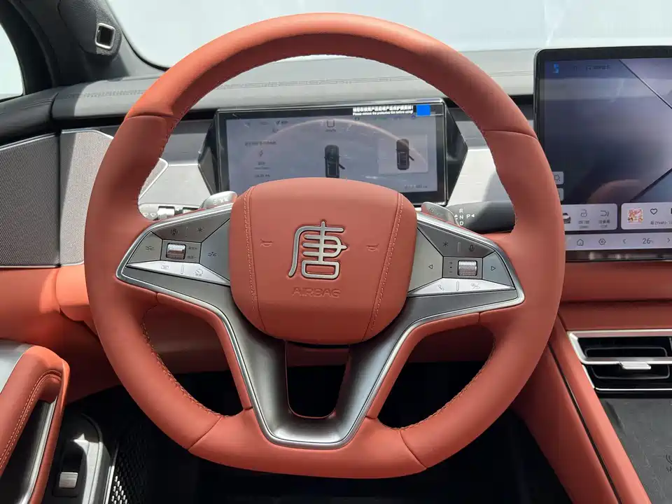 BYD Tang L