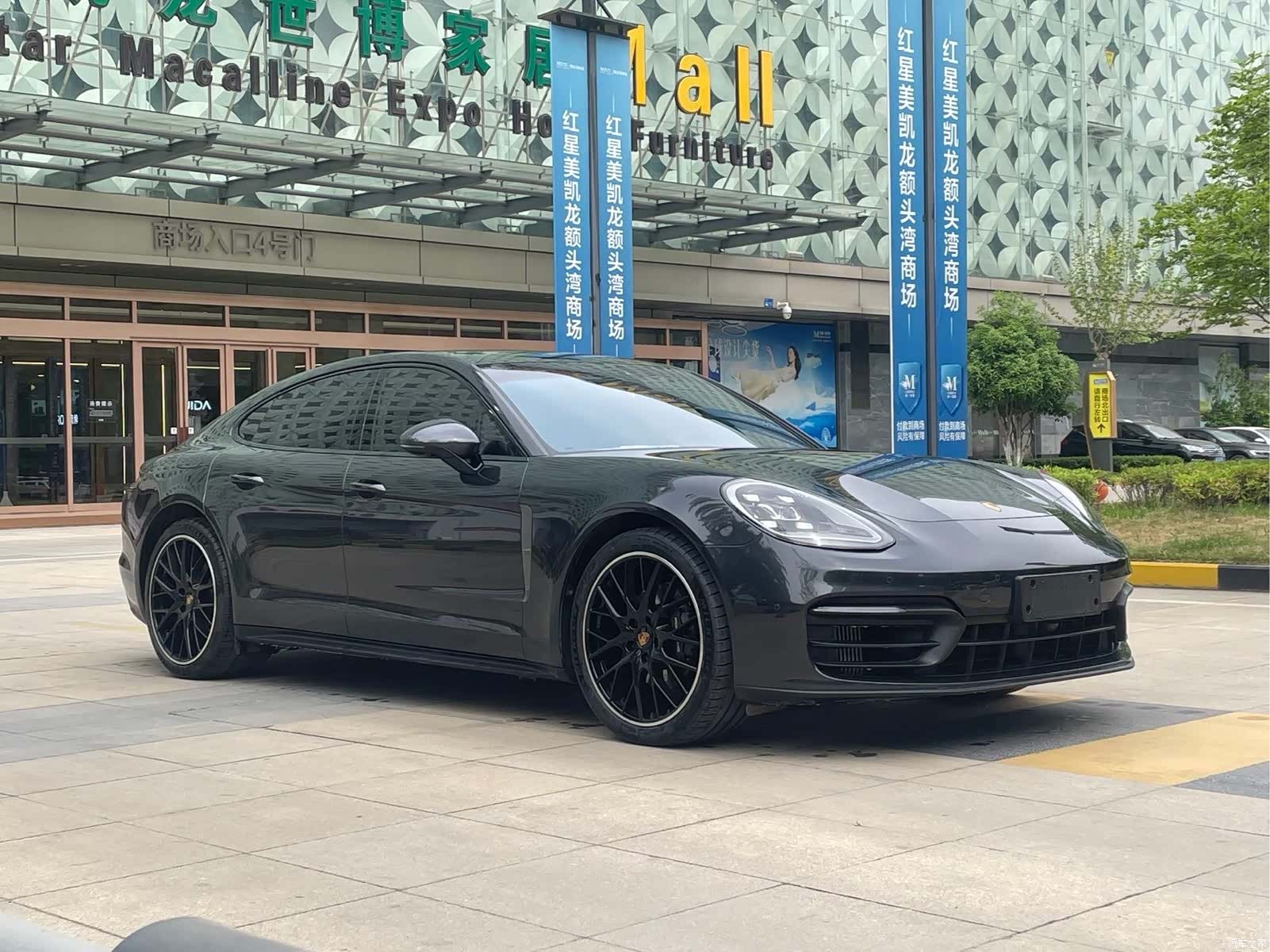 Porsche Panamera, 2023 4