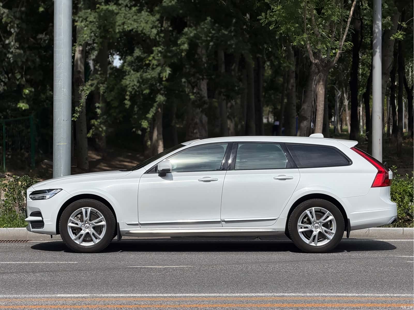 Volvo V90, 2019 3