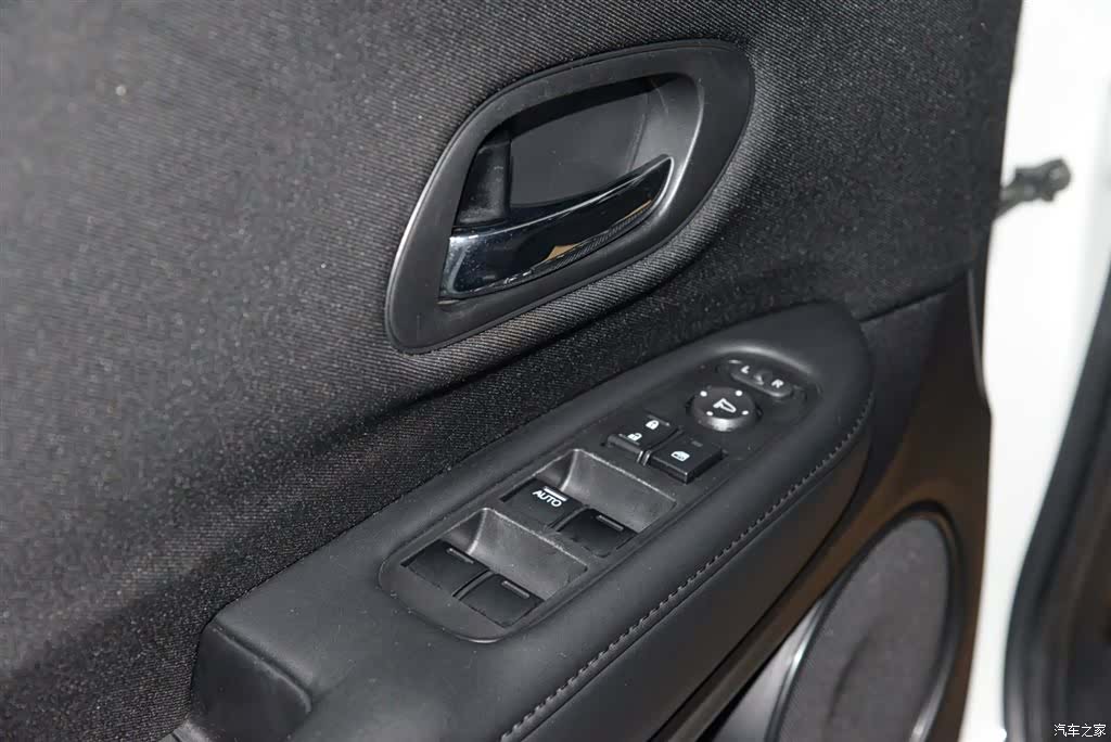 Honda Vezel, 2017 8
