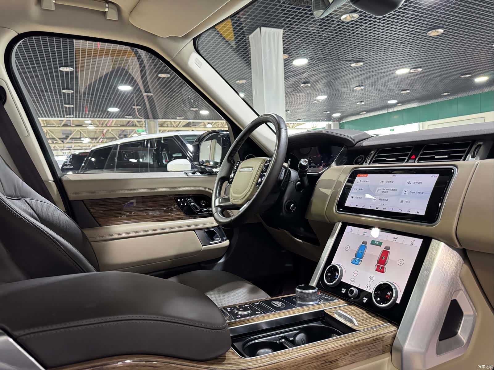 Land Rover Range Rover, 2019 11