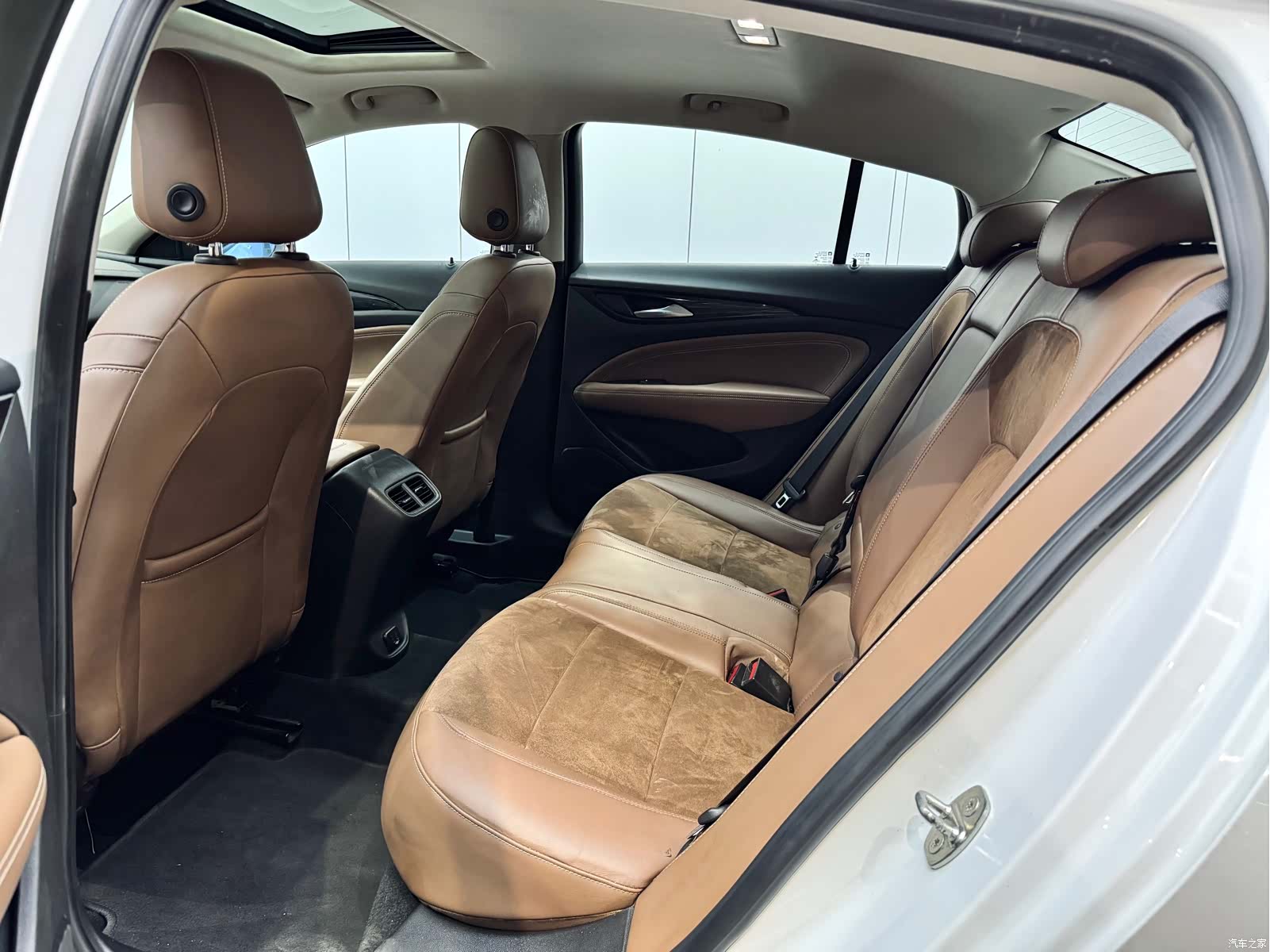 Buick Regal, 2018 11
