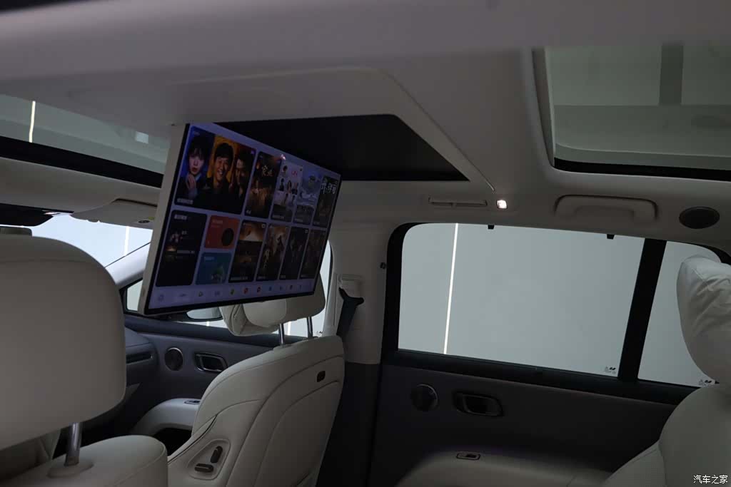 Li Auto i8, 2026 24