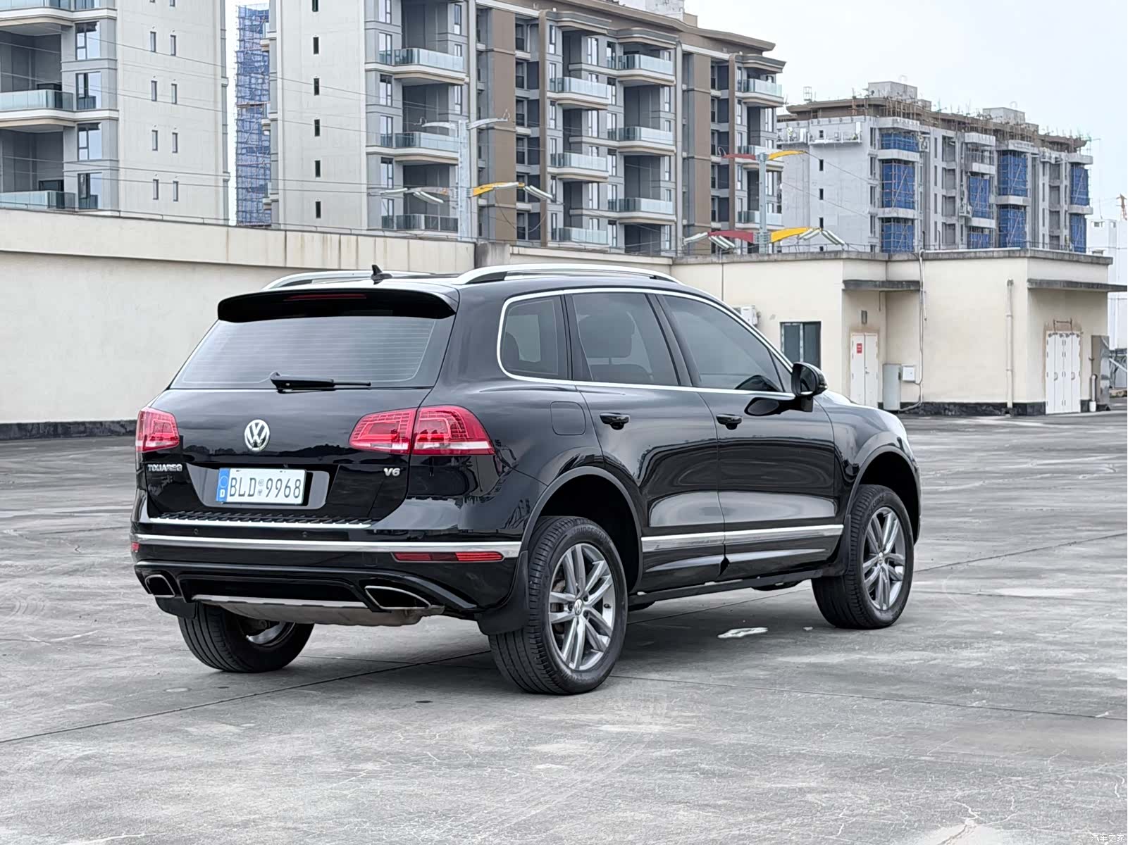 Volkswagen Touareg, 2018 все фото