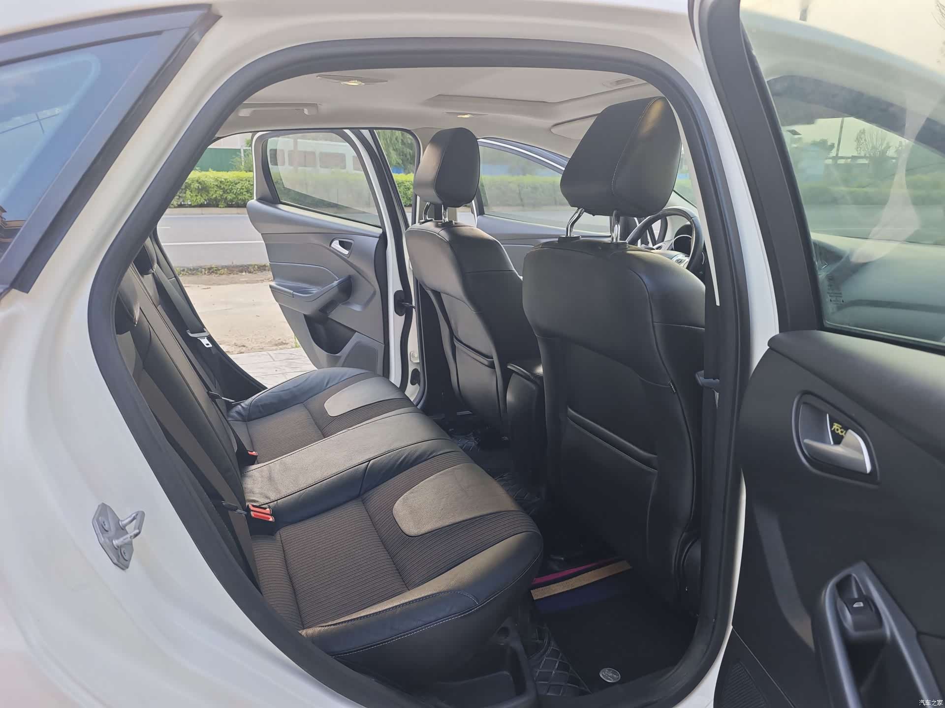 Ford Focus, 2014 13