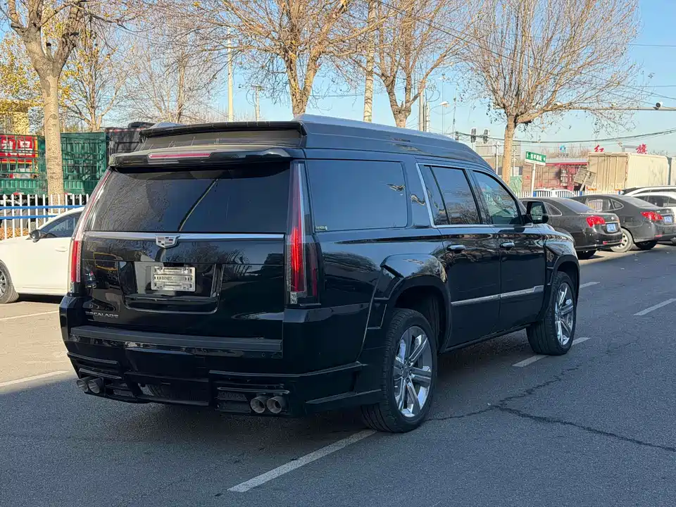 Cadillac Escalade ESCALADE
