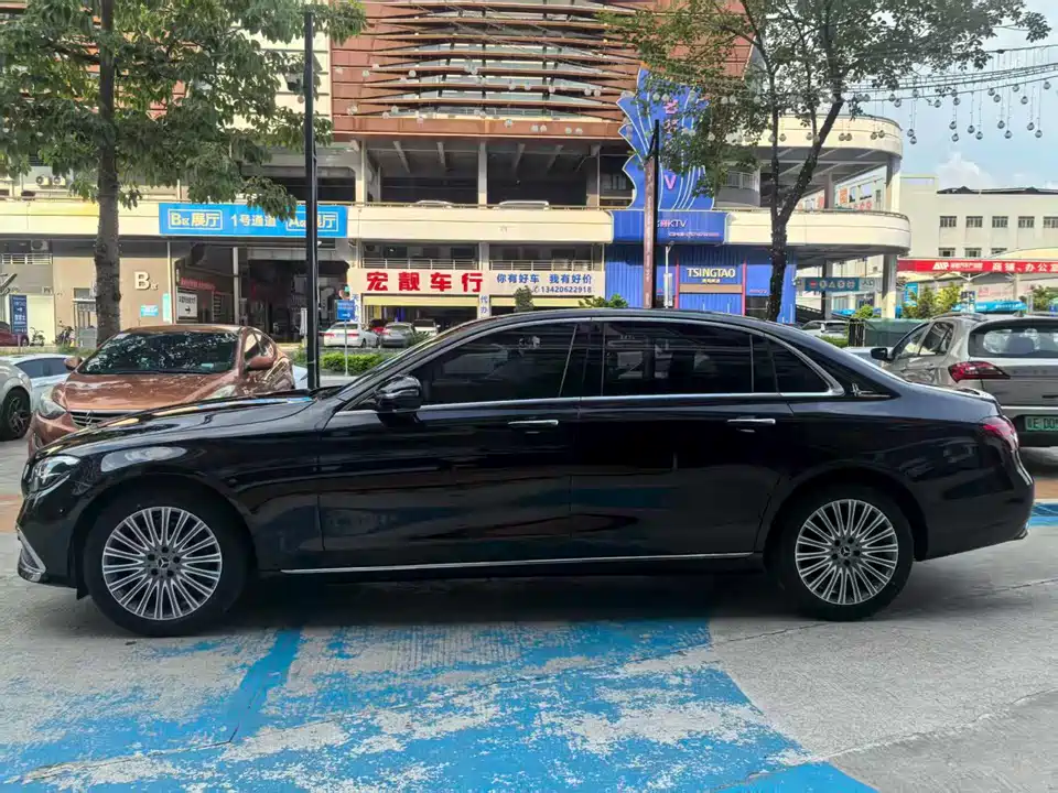 Mercedes-Benz E-class Mercedes-Benz E-class