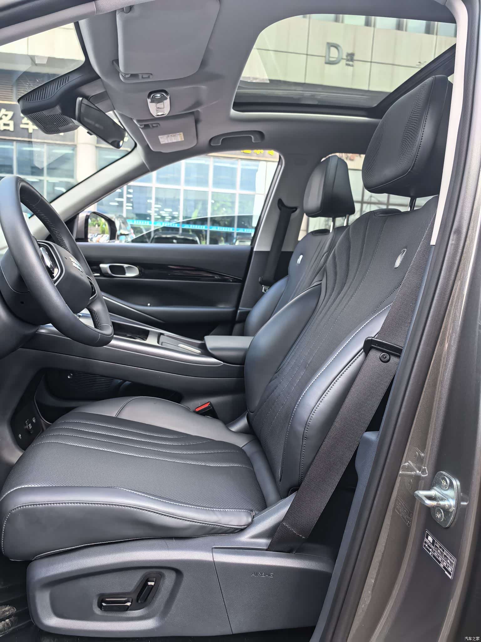 Geely Galaxy E5, 2024 12