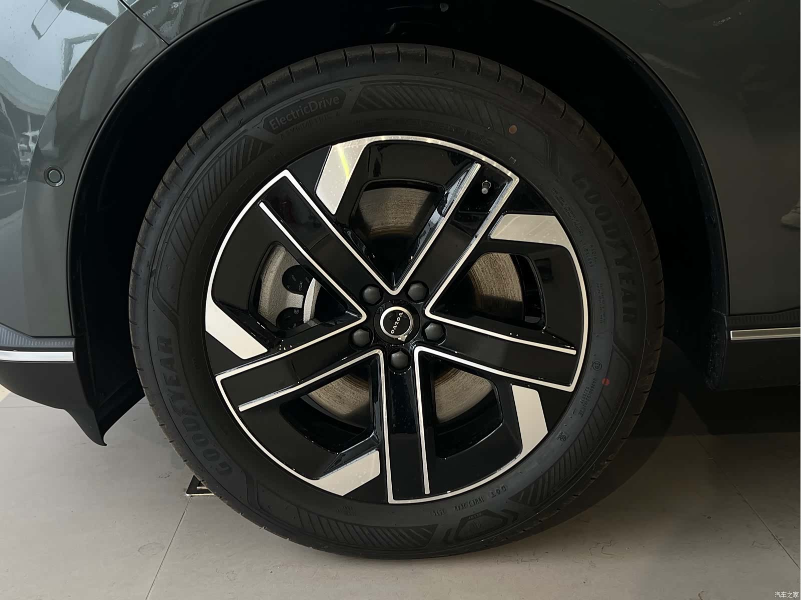 Volvo XC70, 2026 9