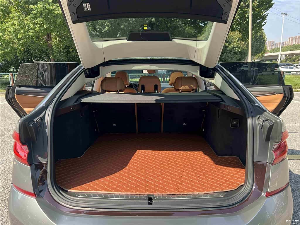 BMW 6 Series GT, 2020 32