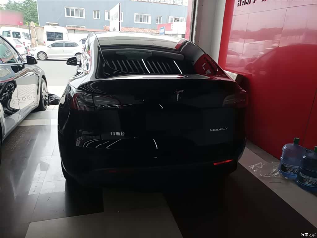 Tesla Model Y, 2021 6