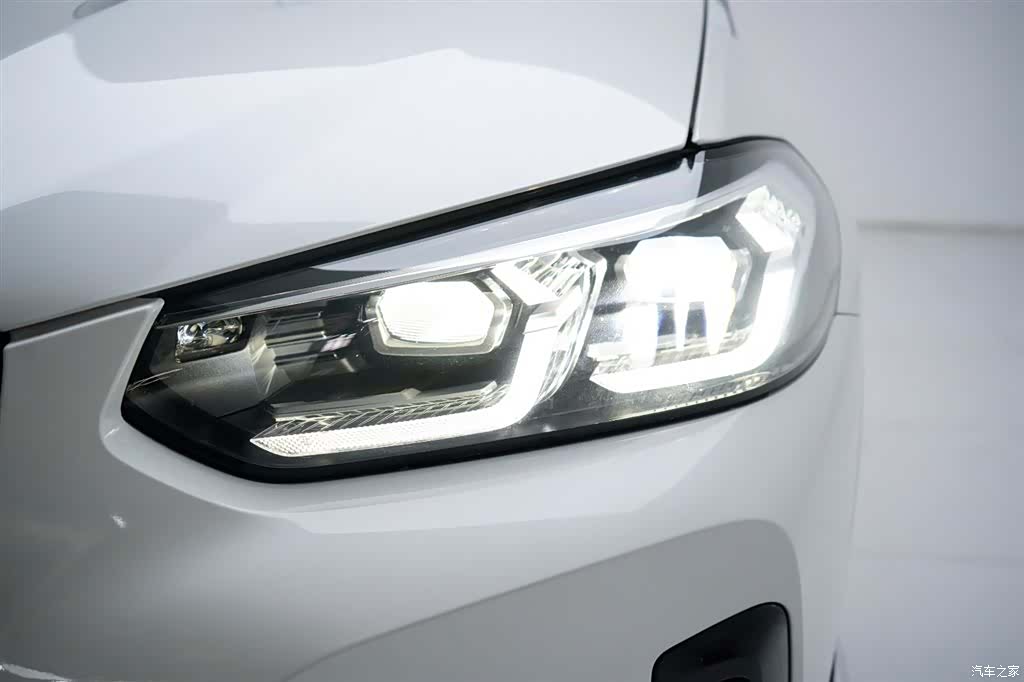 BMW X3, 2022 9