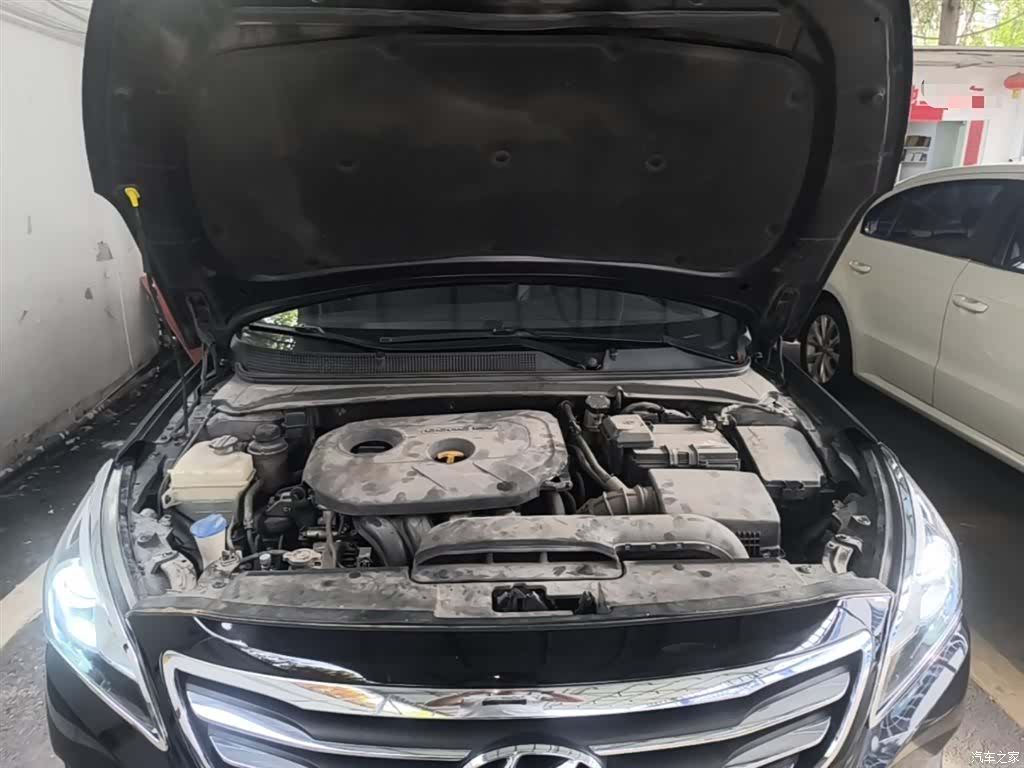 Hyundai GLS, 2014 20