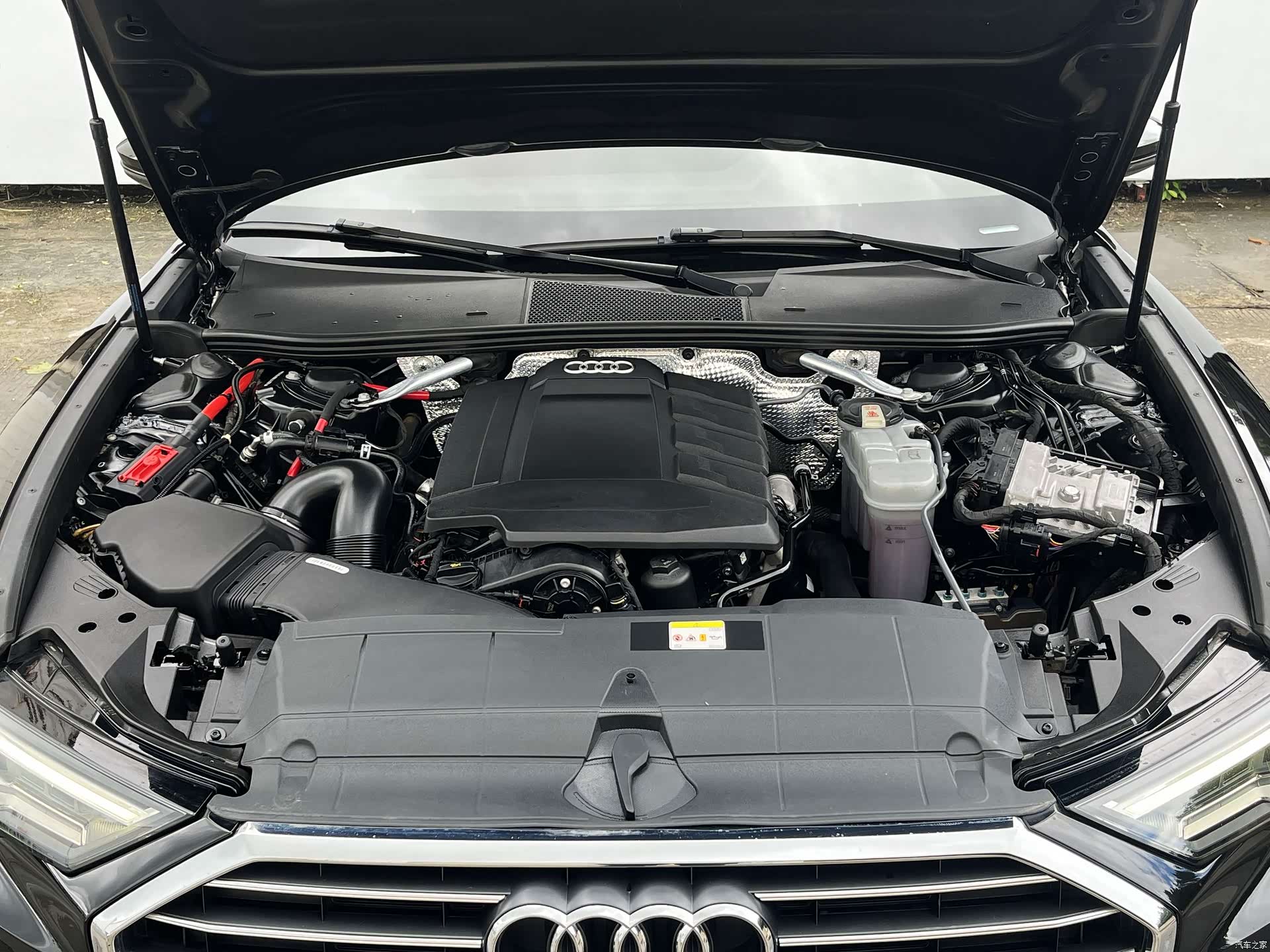 Audi A6L, 2020 11