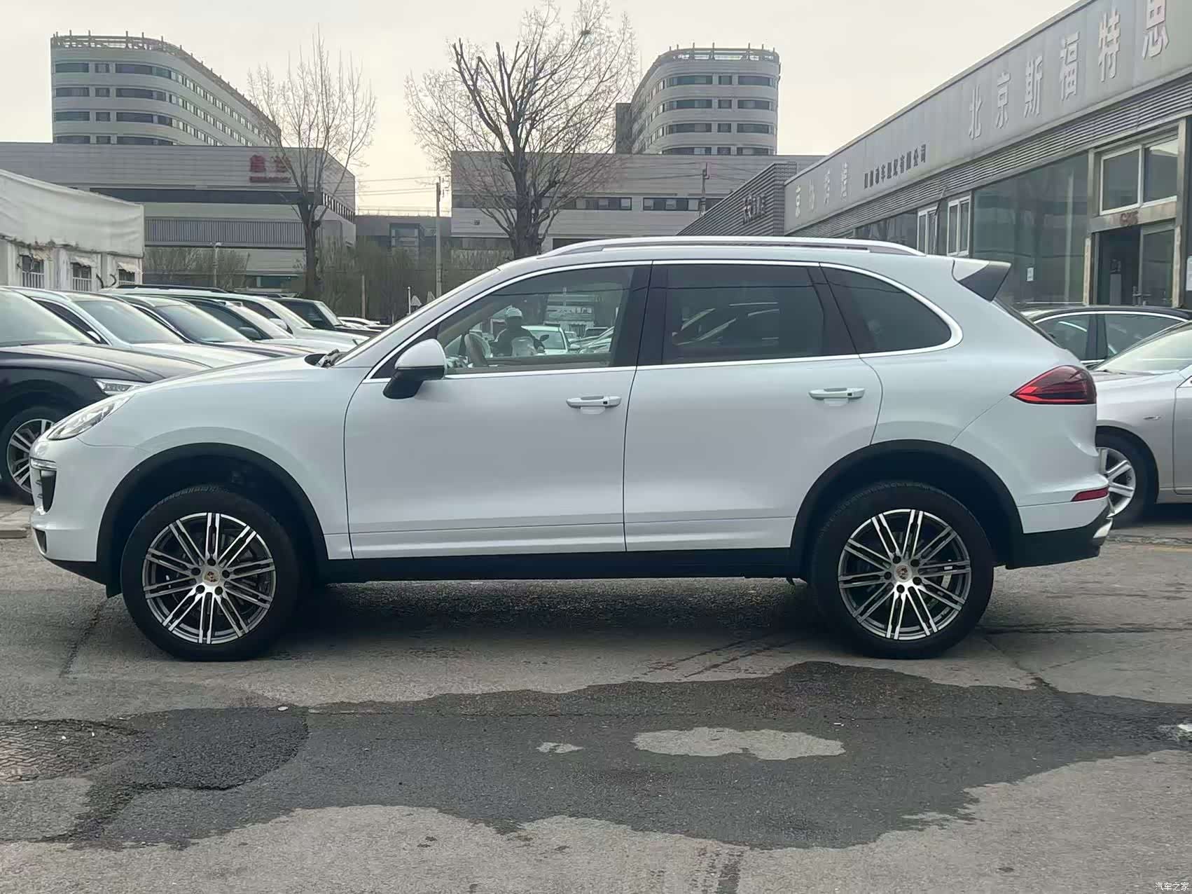 Porsche Cayenne, 2016 10