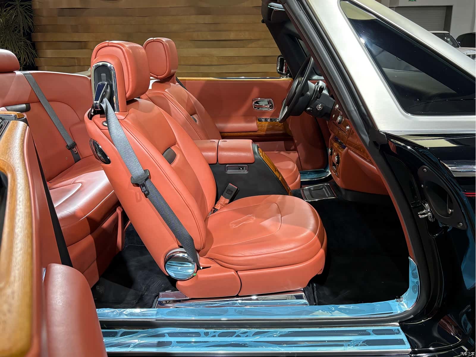 Rolls-Royce Phantom, 2009 26
