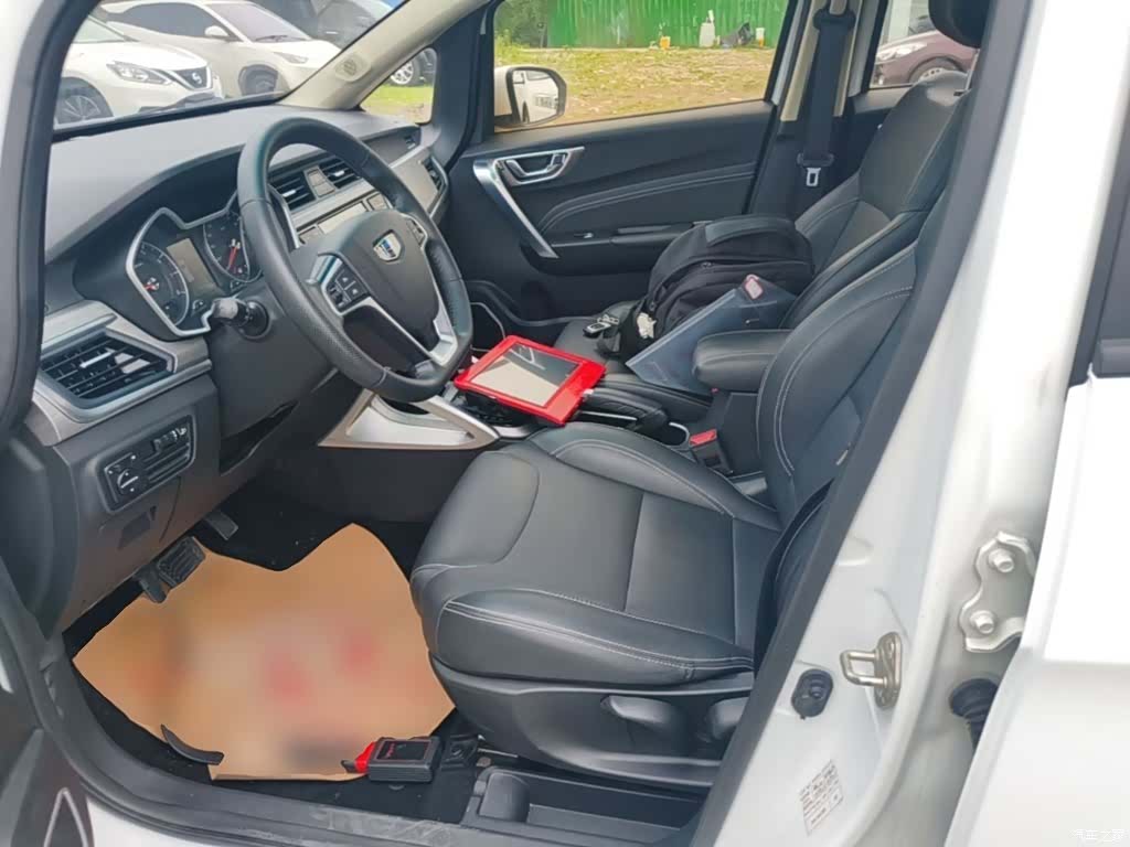Geely X3, 2019 15