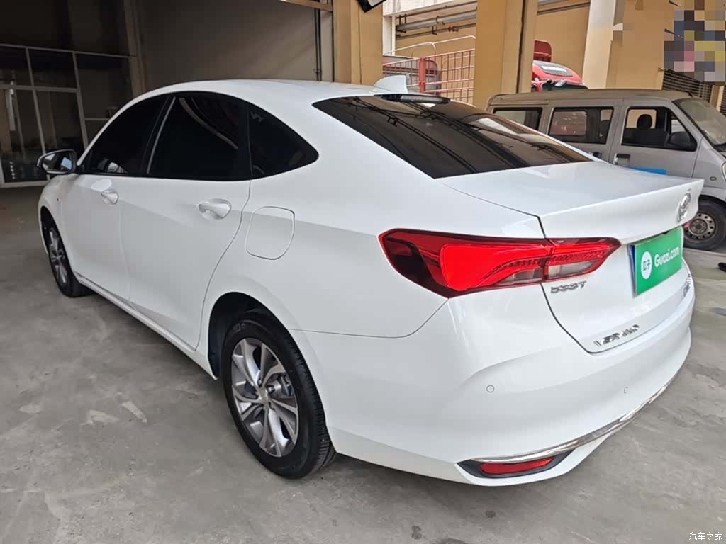 Buick Verano, 2022 все фото