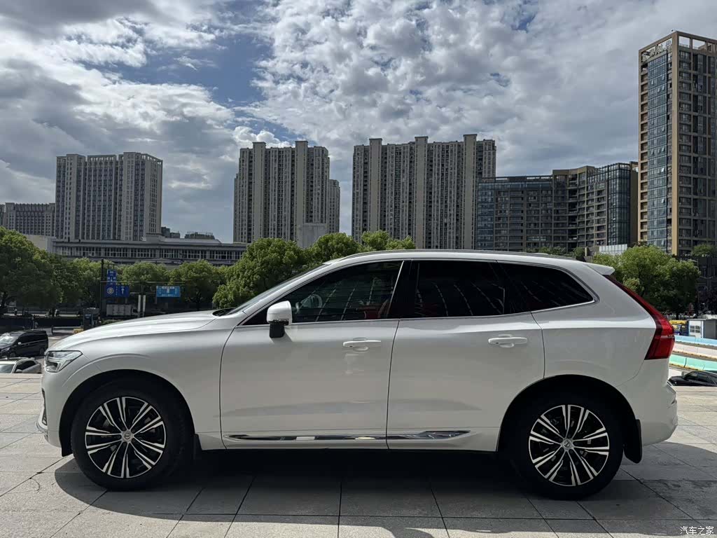 Volvo XC60, 2022 3