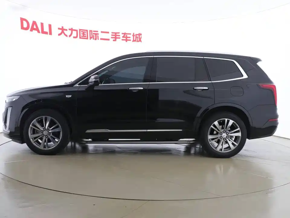 Cadillac XT6