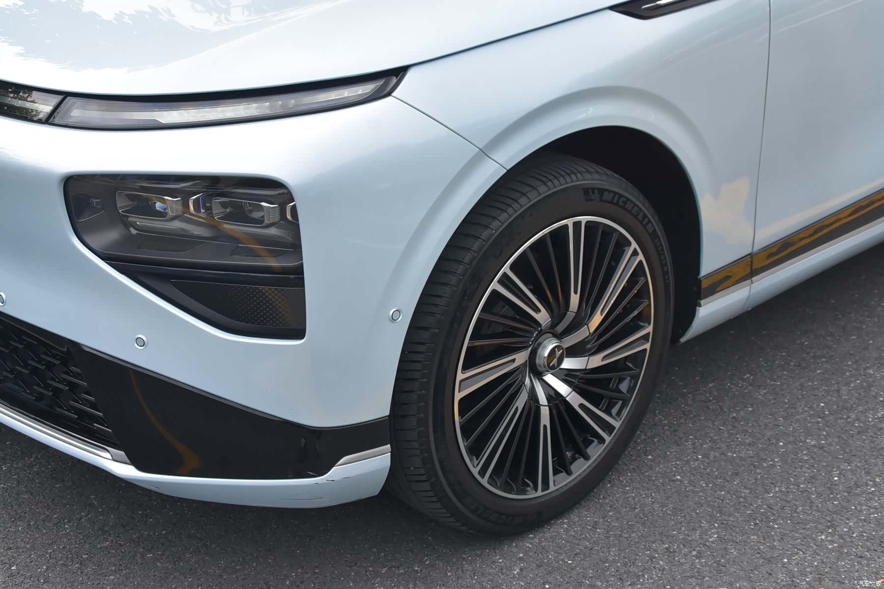 Xpeng G9, 2023 6