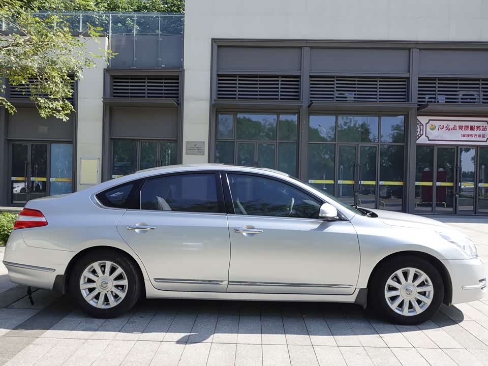 Nissan Teana