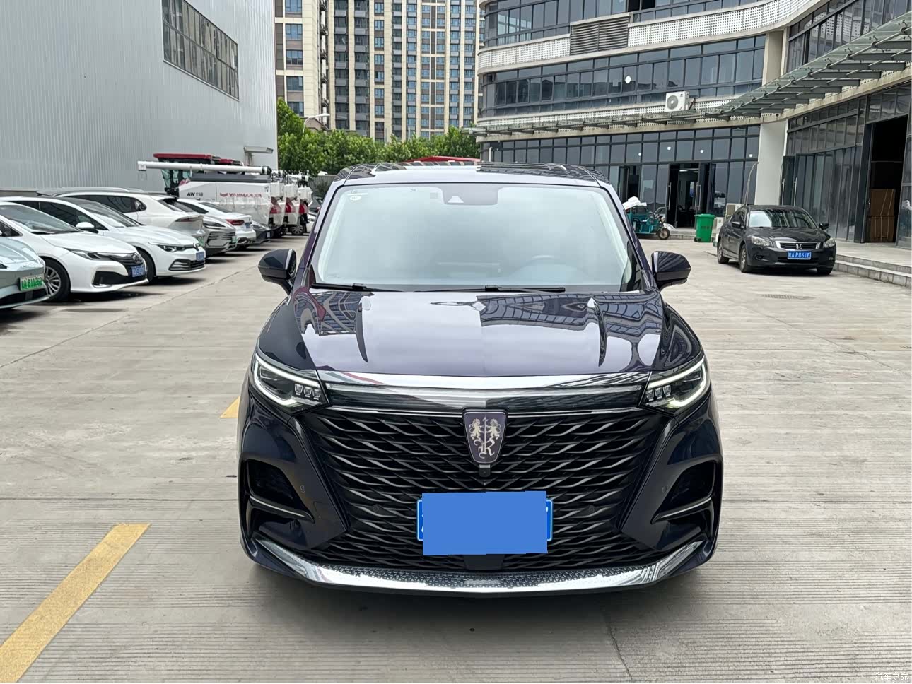 Roewe iMAX8, 2022 2