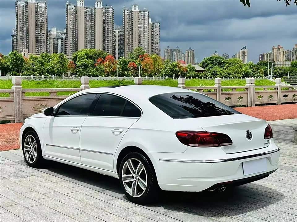 Volkswagen CC
