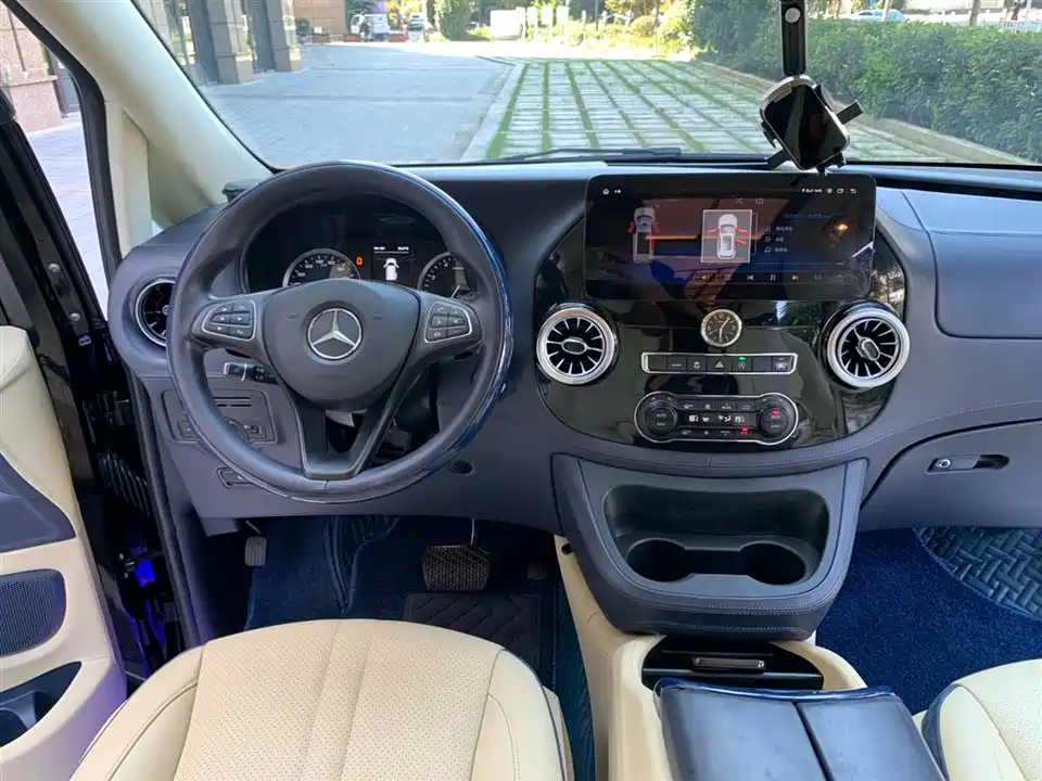 Mercedes-Benz Vito Mercedes-Benz Vito
