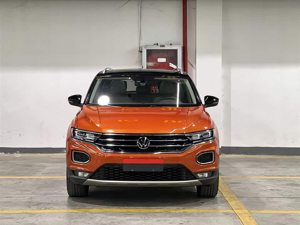 Volkswagen T-ROC exploring Songs
