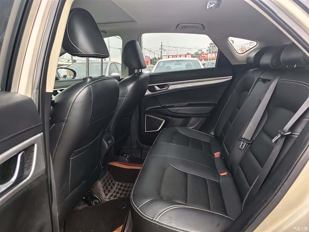 Geely Emgrand, 2019 10