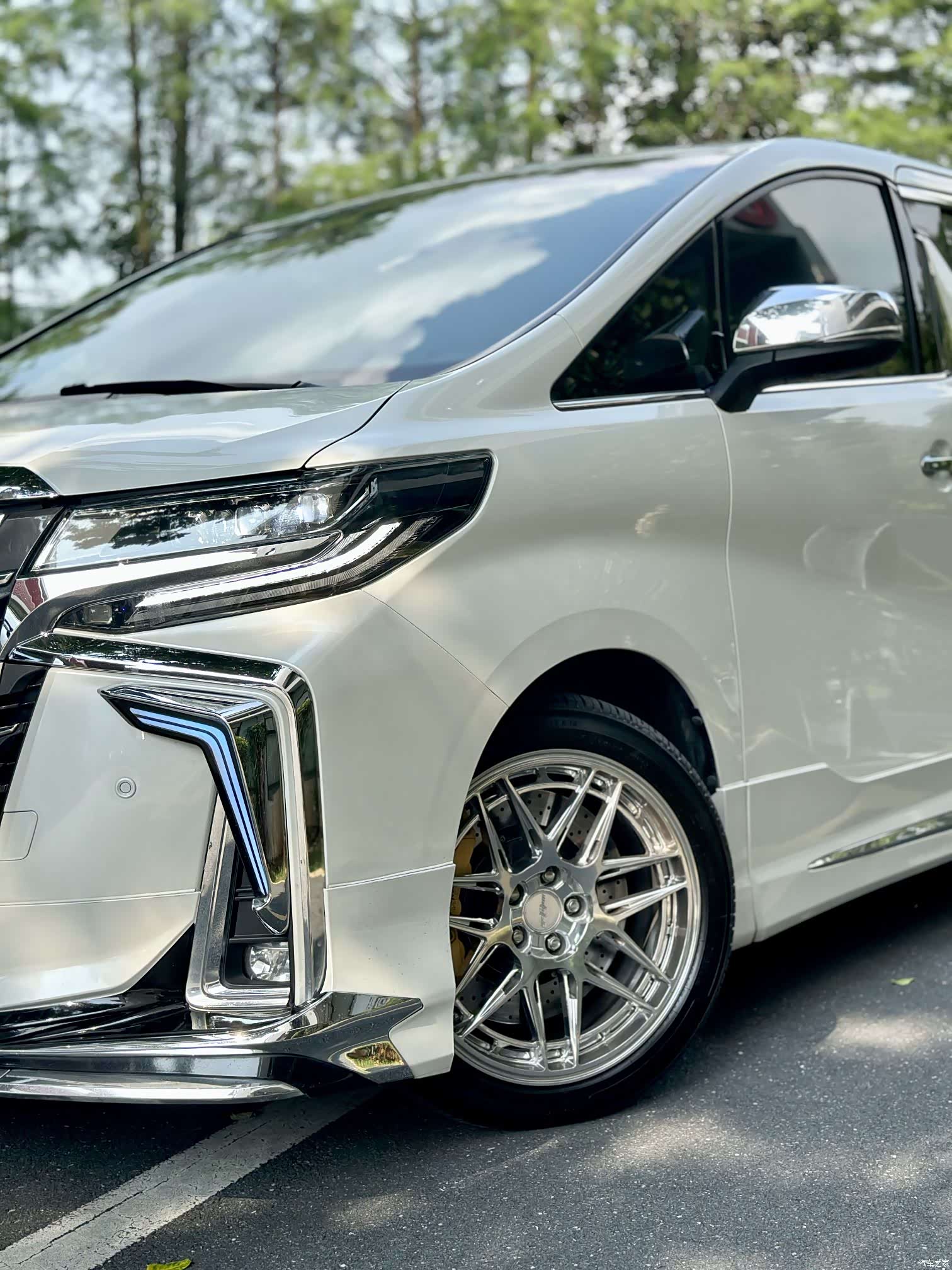 Toyota Alphard, 2017 8