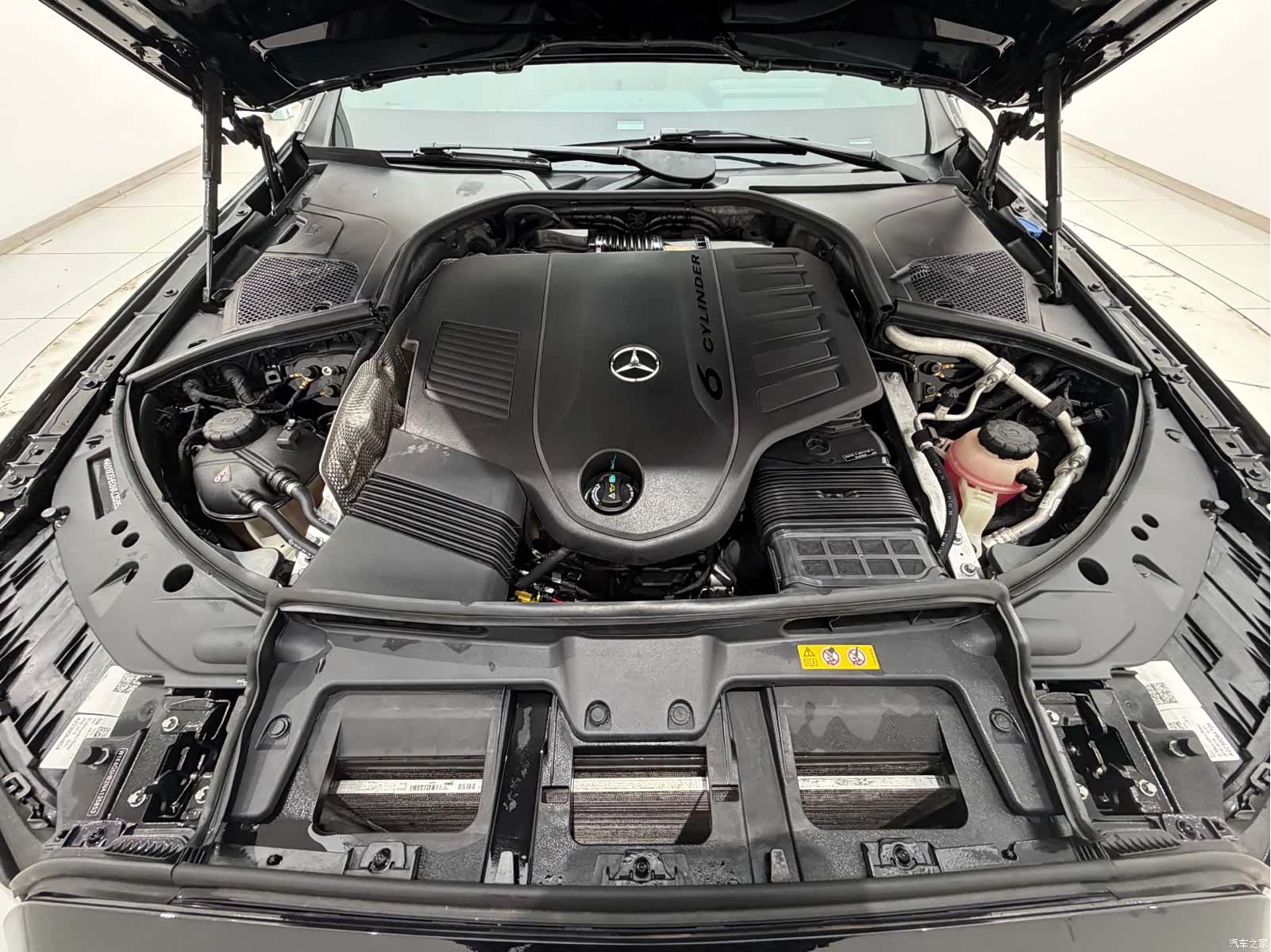 Mercedes-Benz S-Class, 2022 16