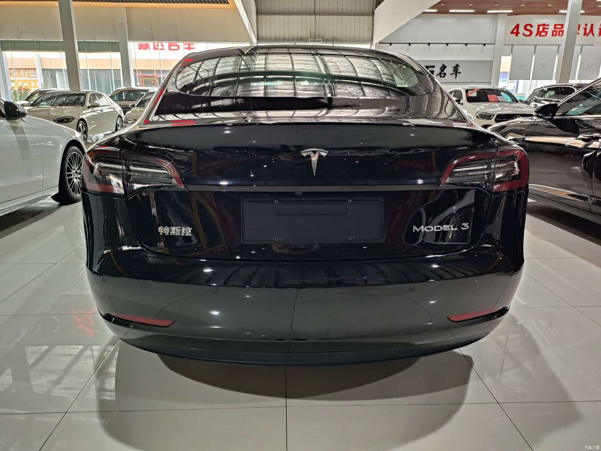 Tesla Model 3, 2021 все фото