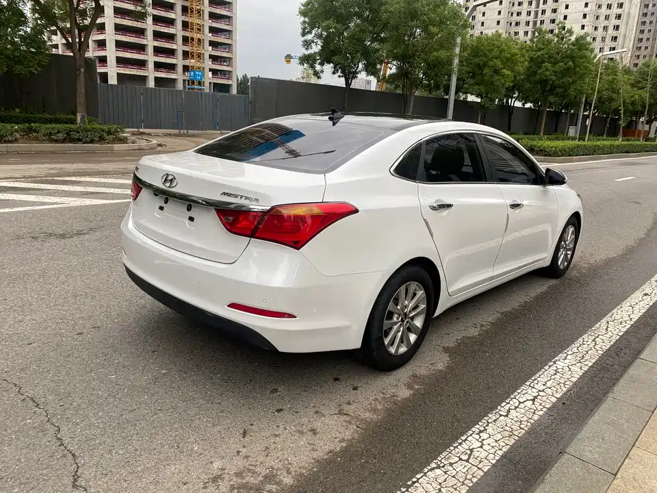 Hyundai Name picture