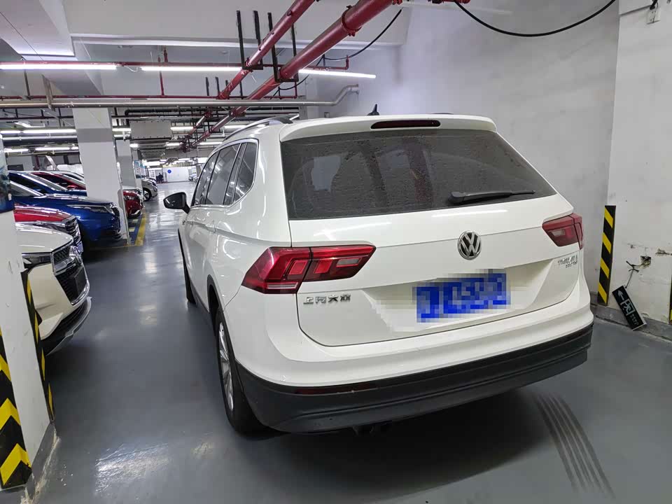 Volkswagen Tiguan L