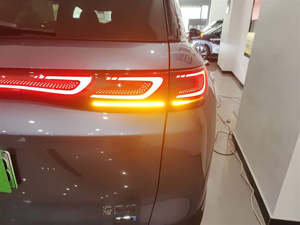 BYD Sea Lion 07 DM-i