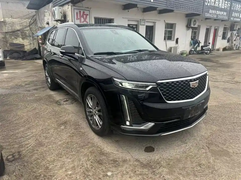 Cadillac XT6