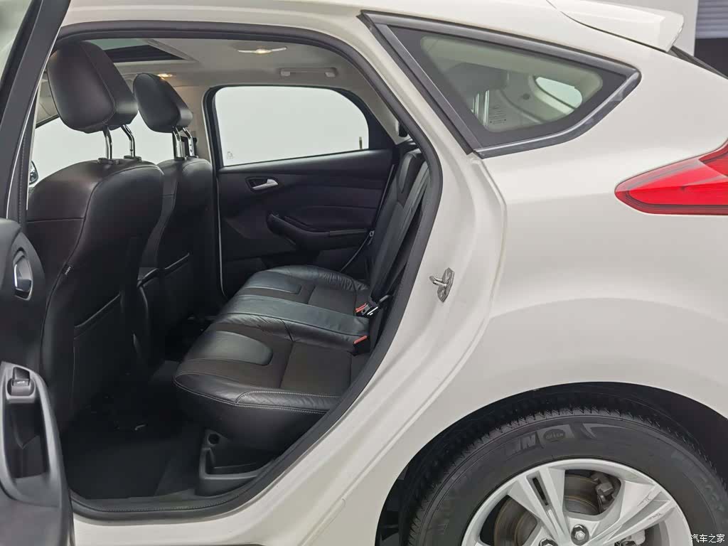 Ford Focus, 2014 15
