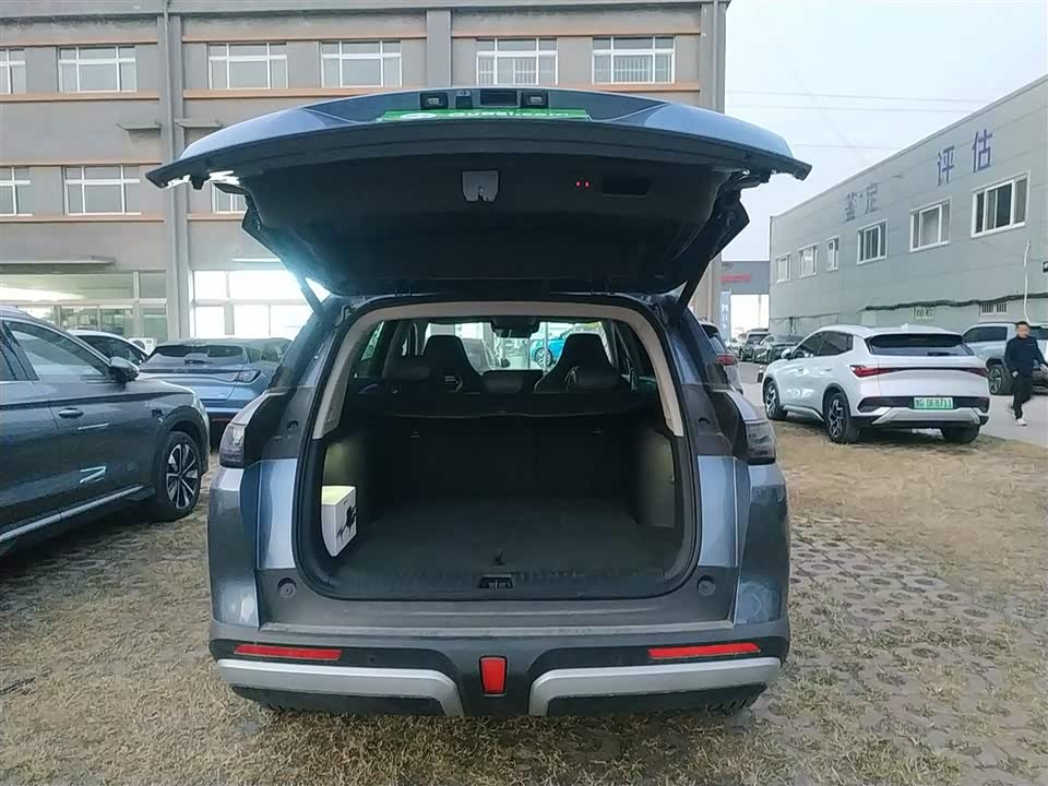 BYD Sea Lion 07 DM-i