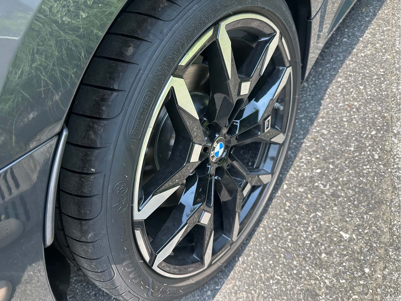 BMW 4 Series, 1900 17