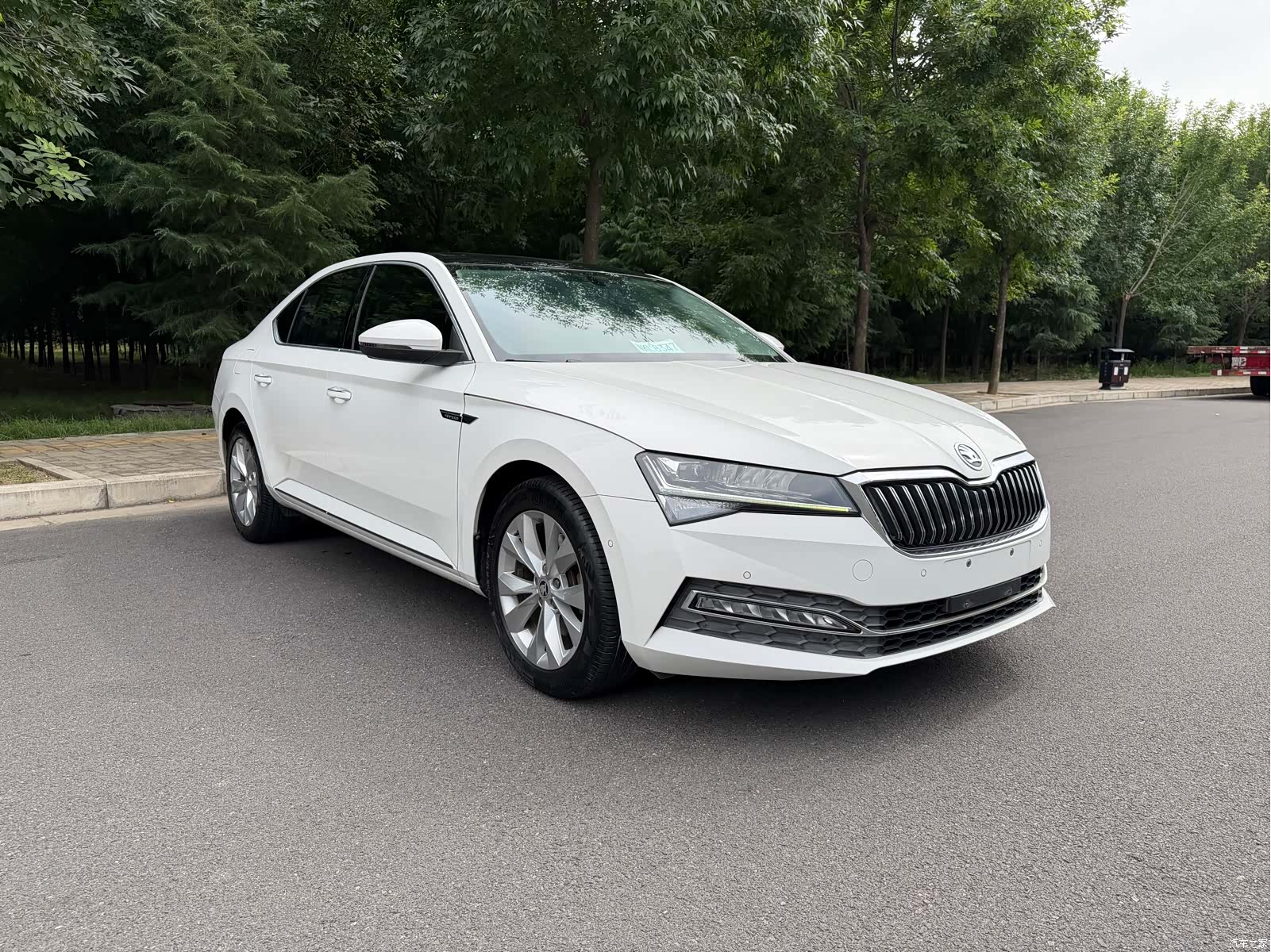 Skoda Superb, 2020 3