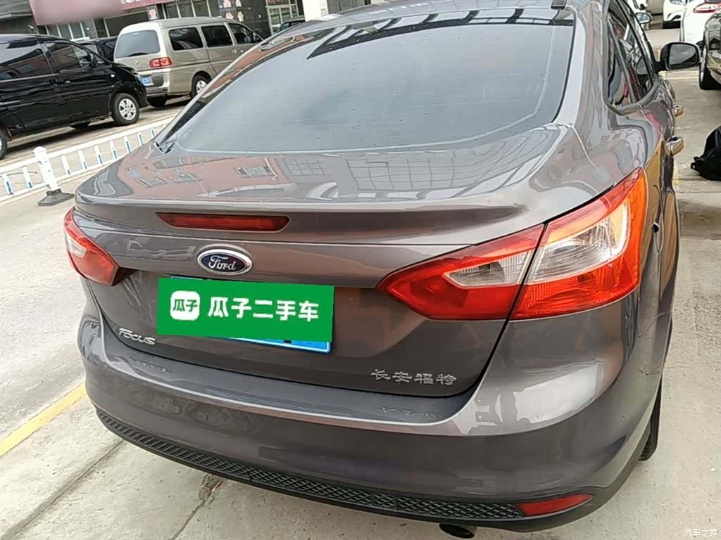 Ford Focus, 2015 6
