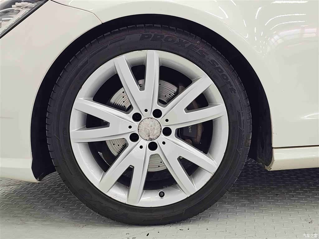 Mercedes-Benz CLS, 2015 15