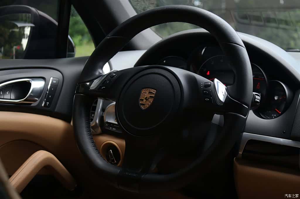 Porsche Cayenne, 2014 13