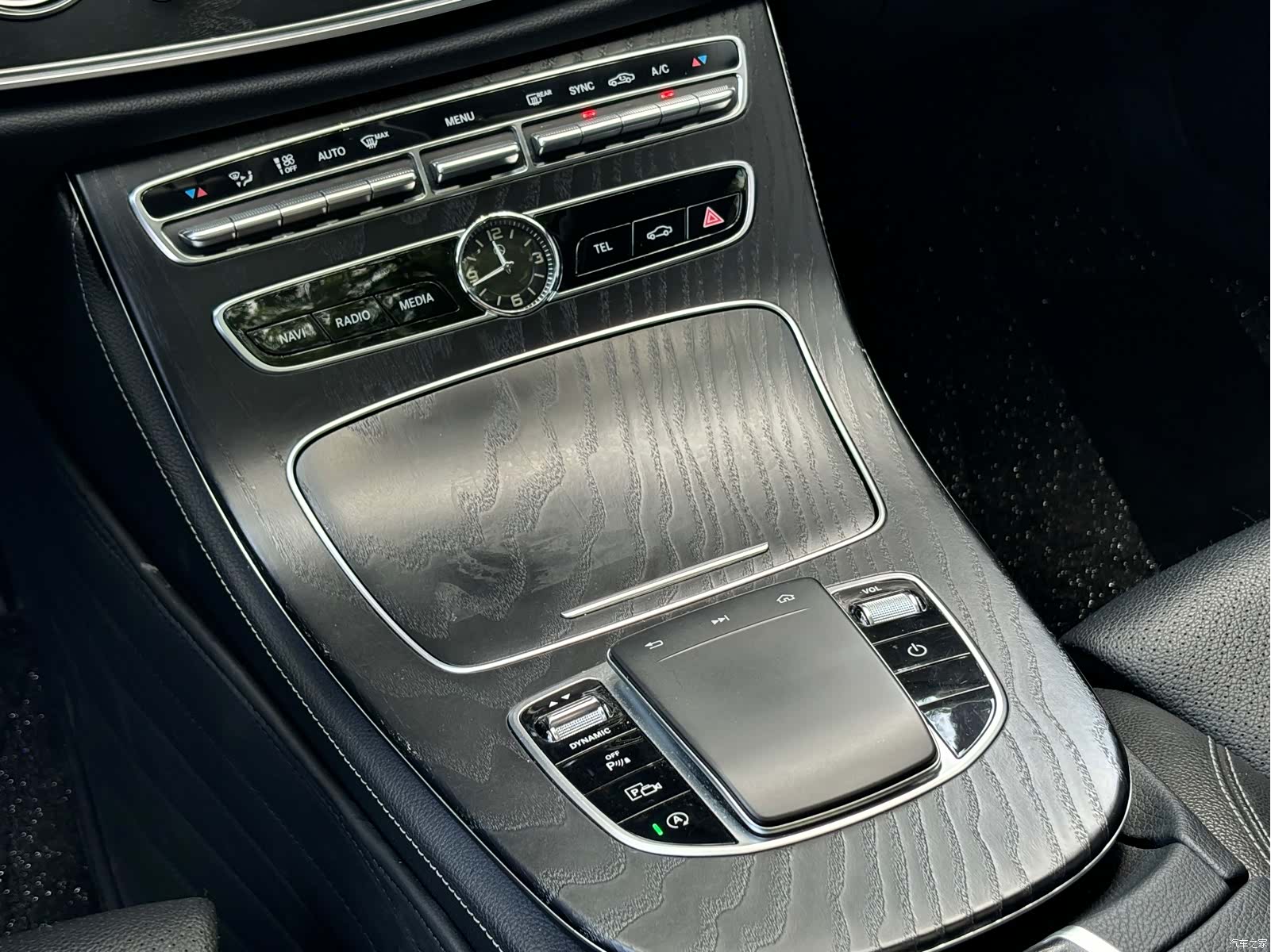 Mercedes-Benz E-Class, 2019 18