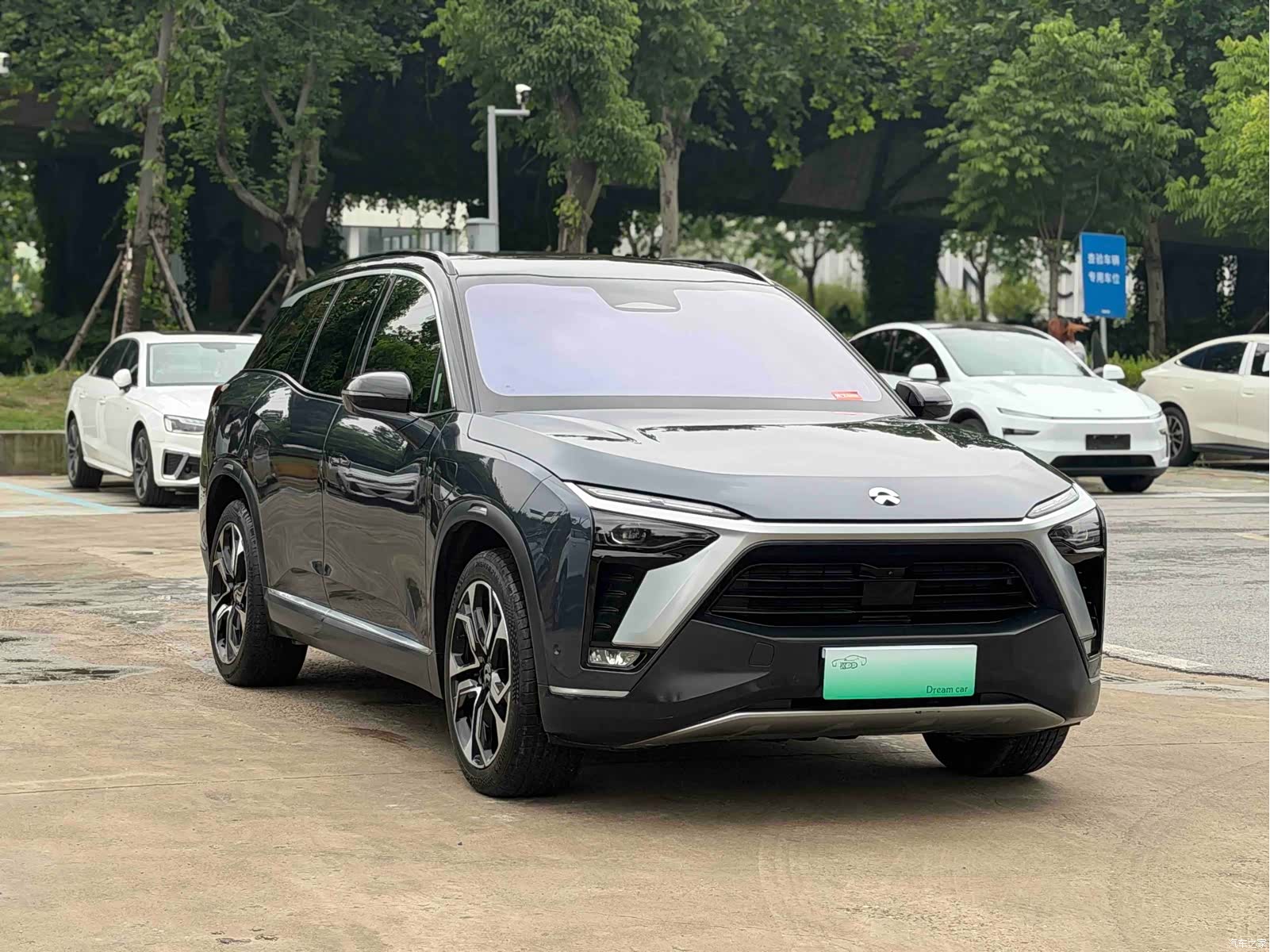 NIO ES8, 2021 3