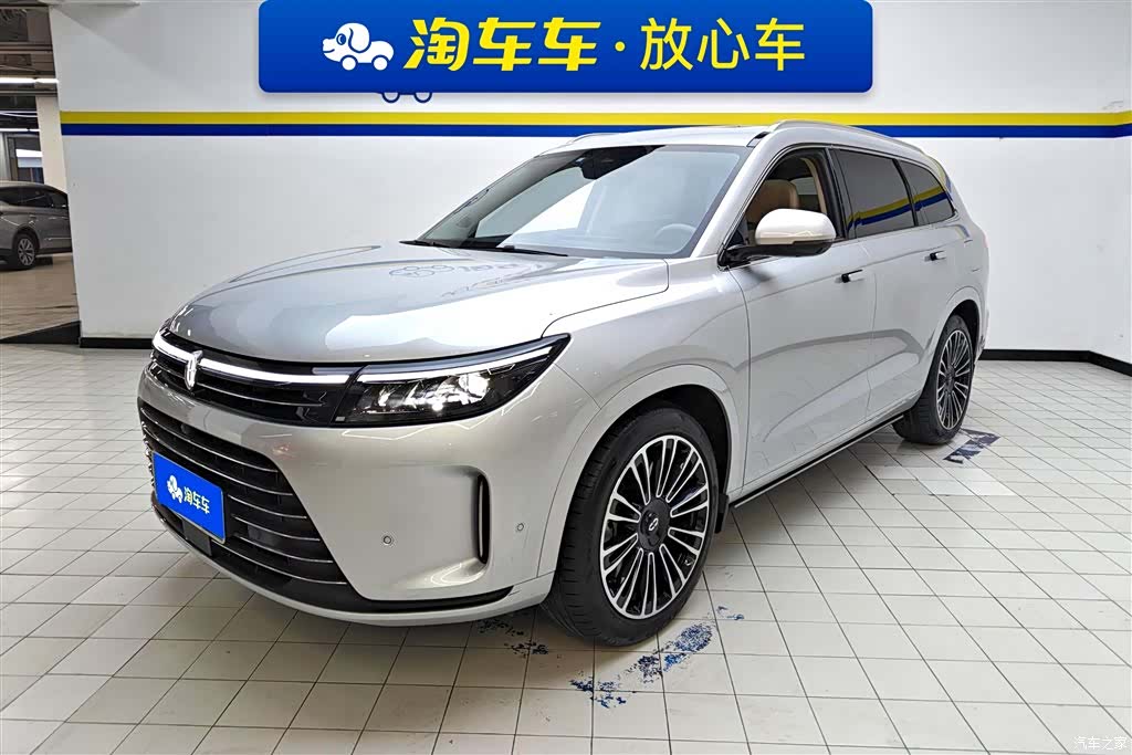 AITO M7, 2023 1