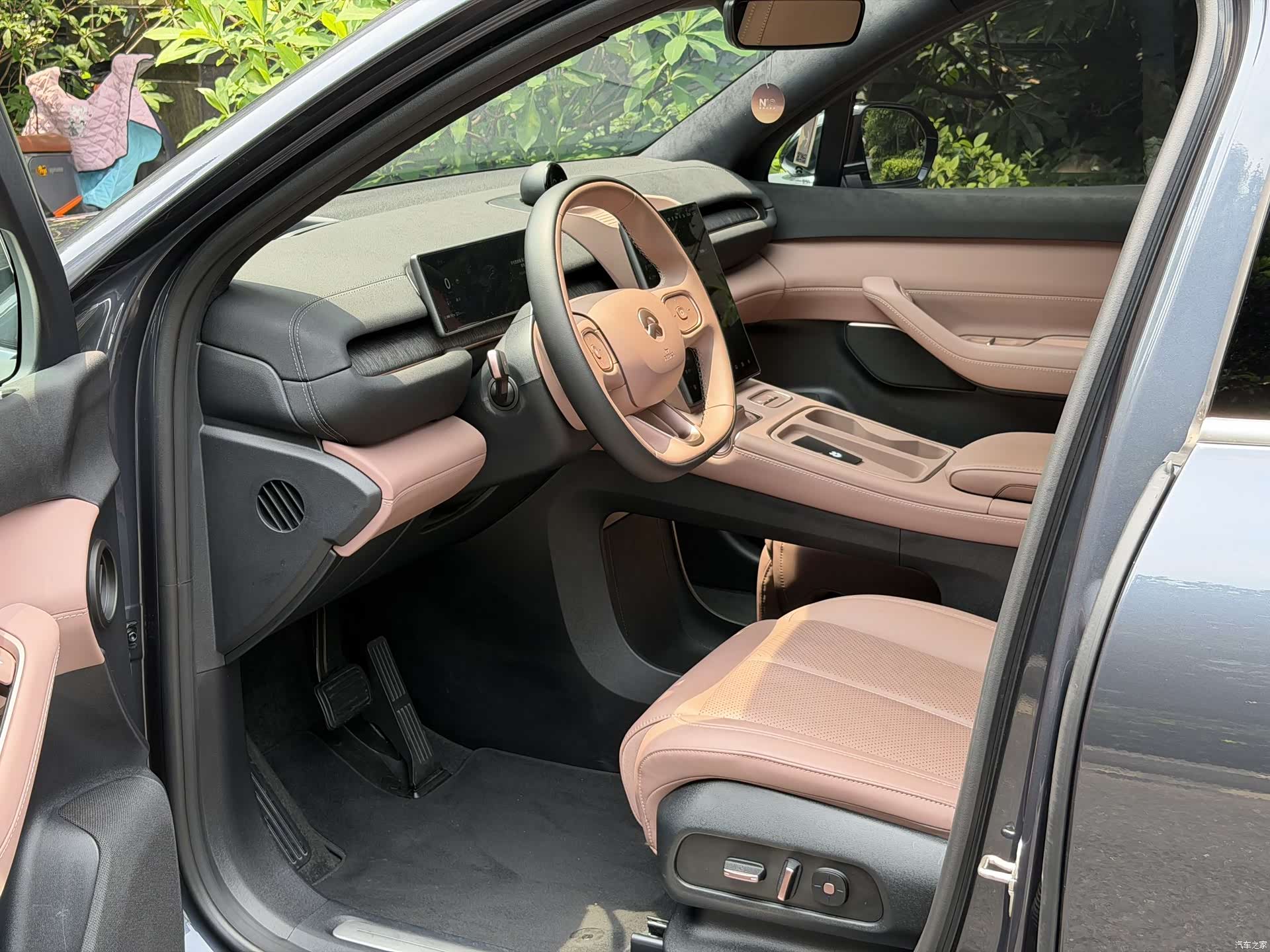 NIO EC6, 2024 10