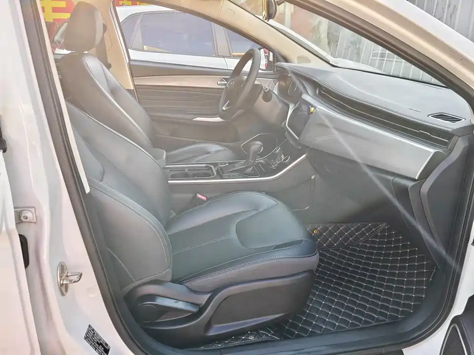 Chery Arrizo 5 Chery Arrizo 5